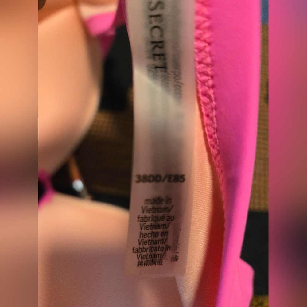 Victoria's Secret Pink Bikini Top Swimwear - Picture 3 of 3